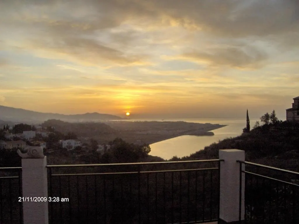 Villa La Torrecica, Con Caracter Andaluz Y Magnificas Vistas Al Mar Y Sierra Nevada Salobreña 0*,  España